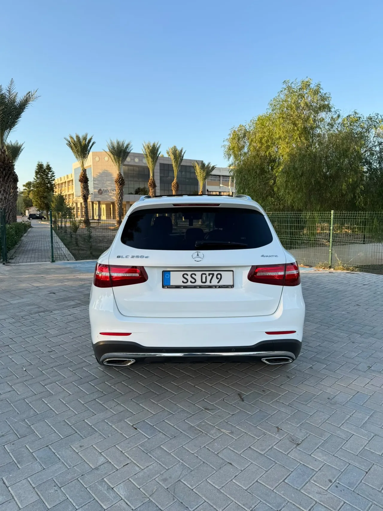2017 Mercedes - Benz GLC - Önizleme 4