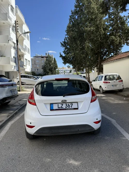 2012 Ford Fiesta - Önizleme 2
