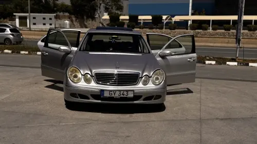 2002 Mercedes - Benz E Serisi - Önizleme 3