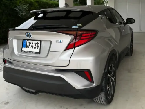 2020 Toyota C-HR Hybrid - Önizleme 6