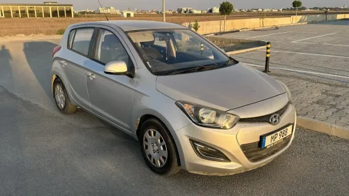 2013 Hyundai i20 - Önizleme 1