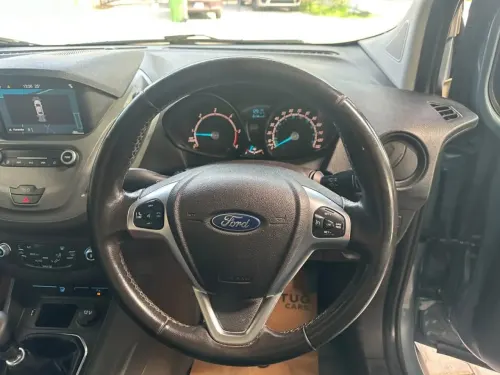 2019 Ford Transit Courier - Önizleme 7