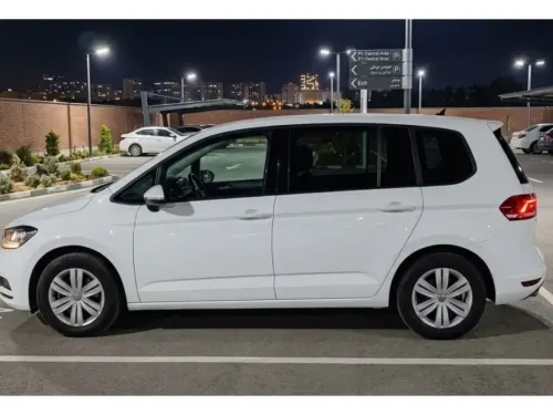 2020 Volkswagen Touran - Önizleme 10