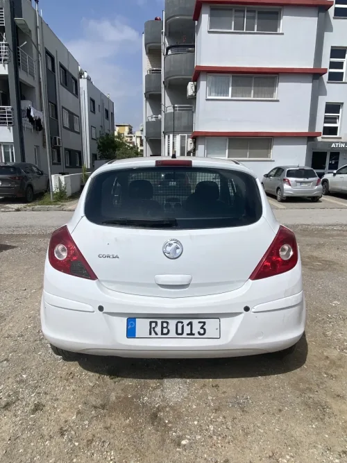 2011 Vauxhall Corsa - Önizleme 2