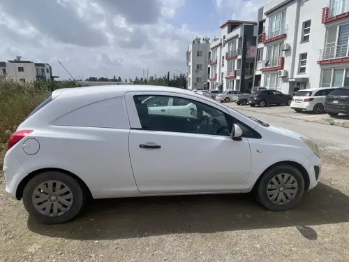 2011 Vauxhall Corsa - Önizleme 4