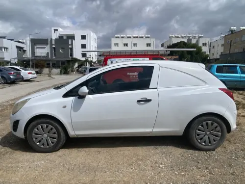 2011 Vauxhall Corsa - Önizleme 5