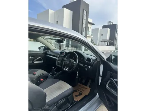 2010 Volkswagen Scirocco - Önizleme 7