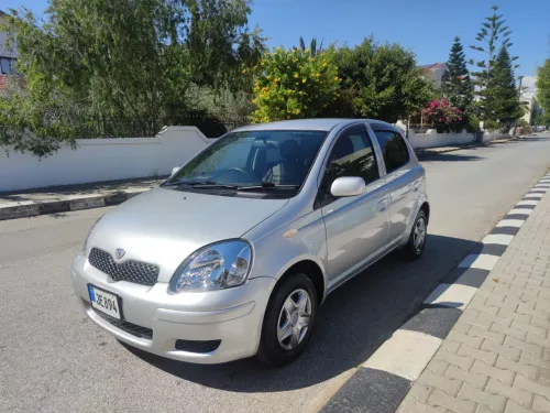 2004 Toyota Vitz - Önizleme 2