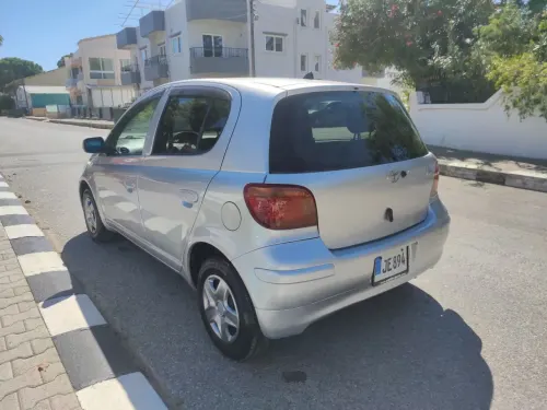 2004 Toyota Vitz - Önizleme 3
