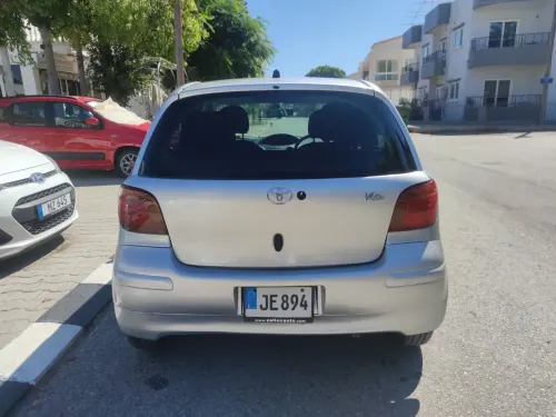 2004 Toyota Vitz - Önizleme 4