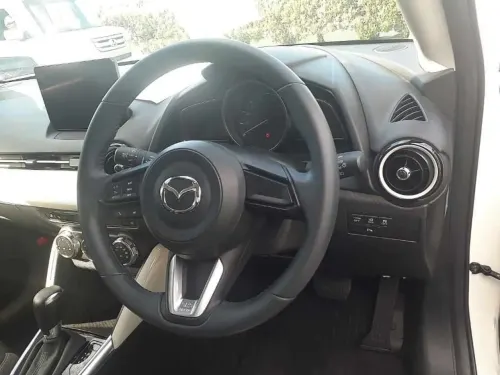 2025 Mazda 2 - Önizleme 3
