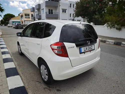 2008 Honda Fit - Önizleme 3