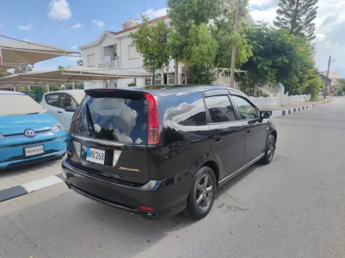 2005 Honda Stream - Önizleme 3