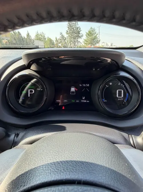 2024 Toyota Yaris Hybrid - Önizleme 7