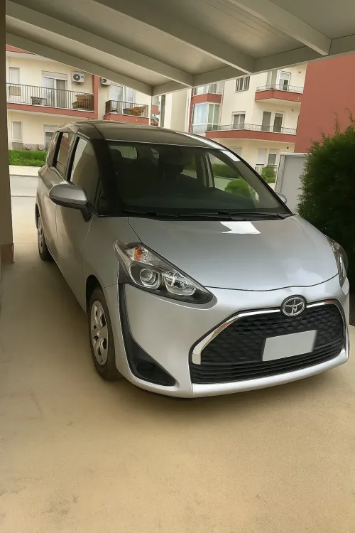 2019 Toyota Sienta - Önizleme 1