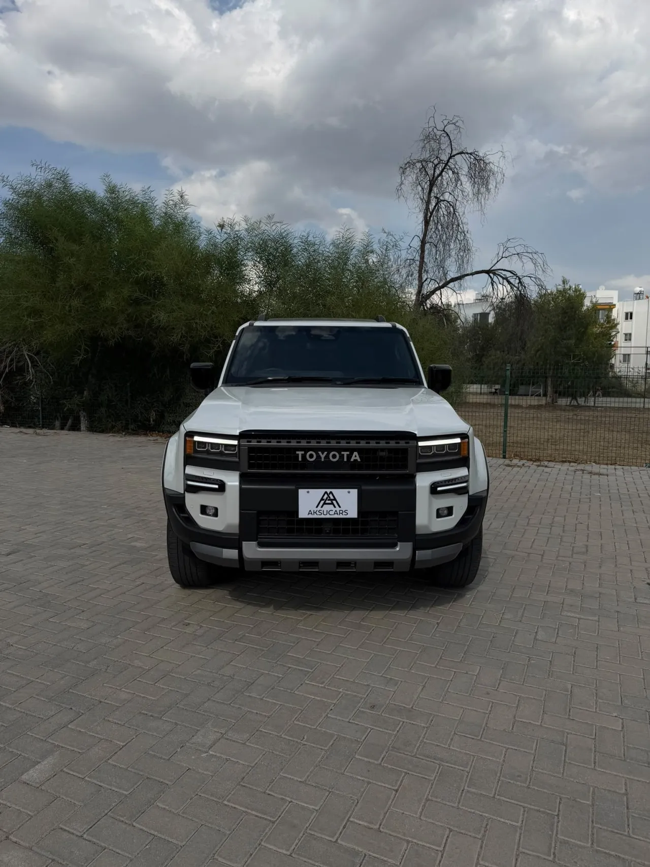 2025 Toyota Land Cruiser - Önizleme 3