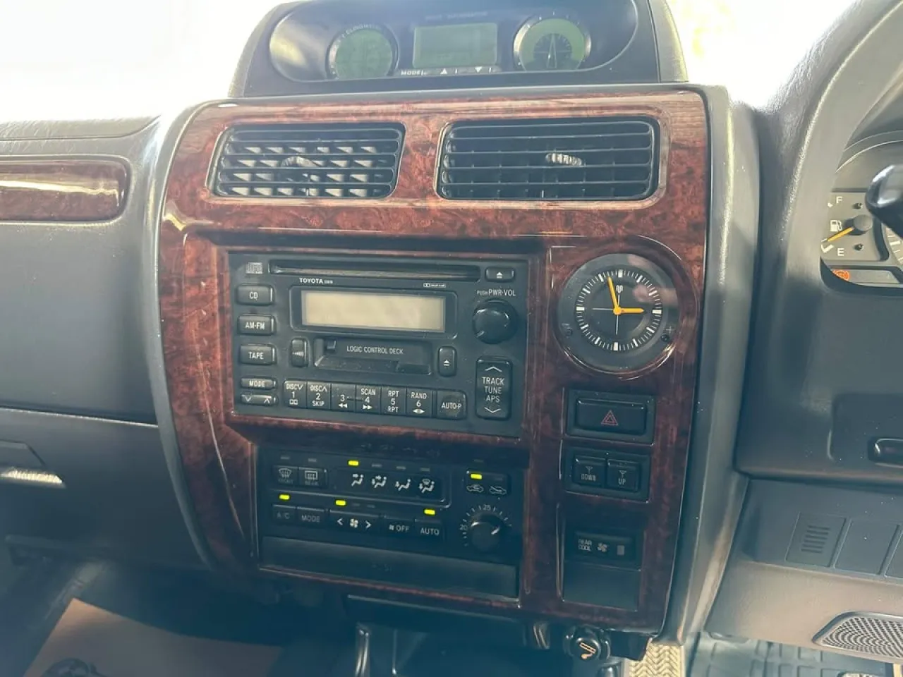 1996 Toyota Prado - Önizleme 8