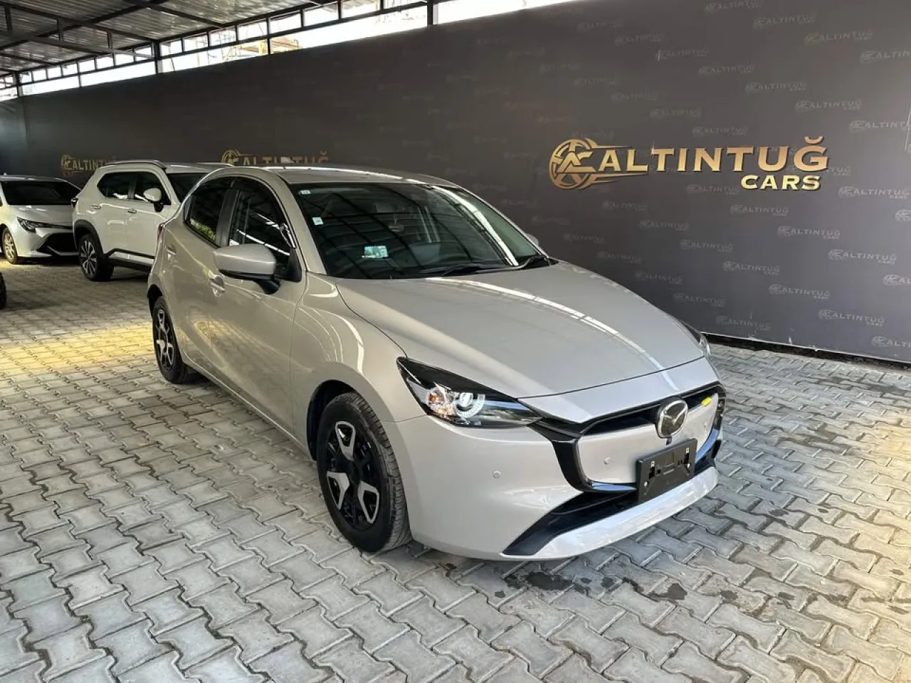 2024 Model Otomatik Mazda 2