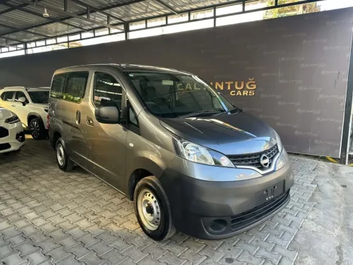 2022 Model Otomatik Nissan NV200