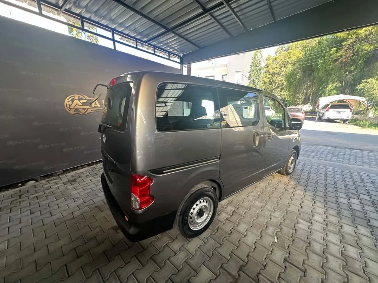 2022 Nissan NV200 - Önizleme 4