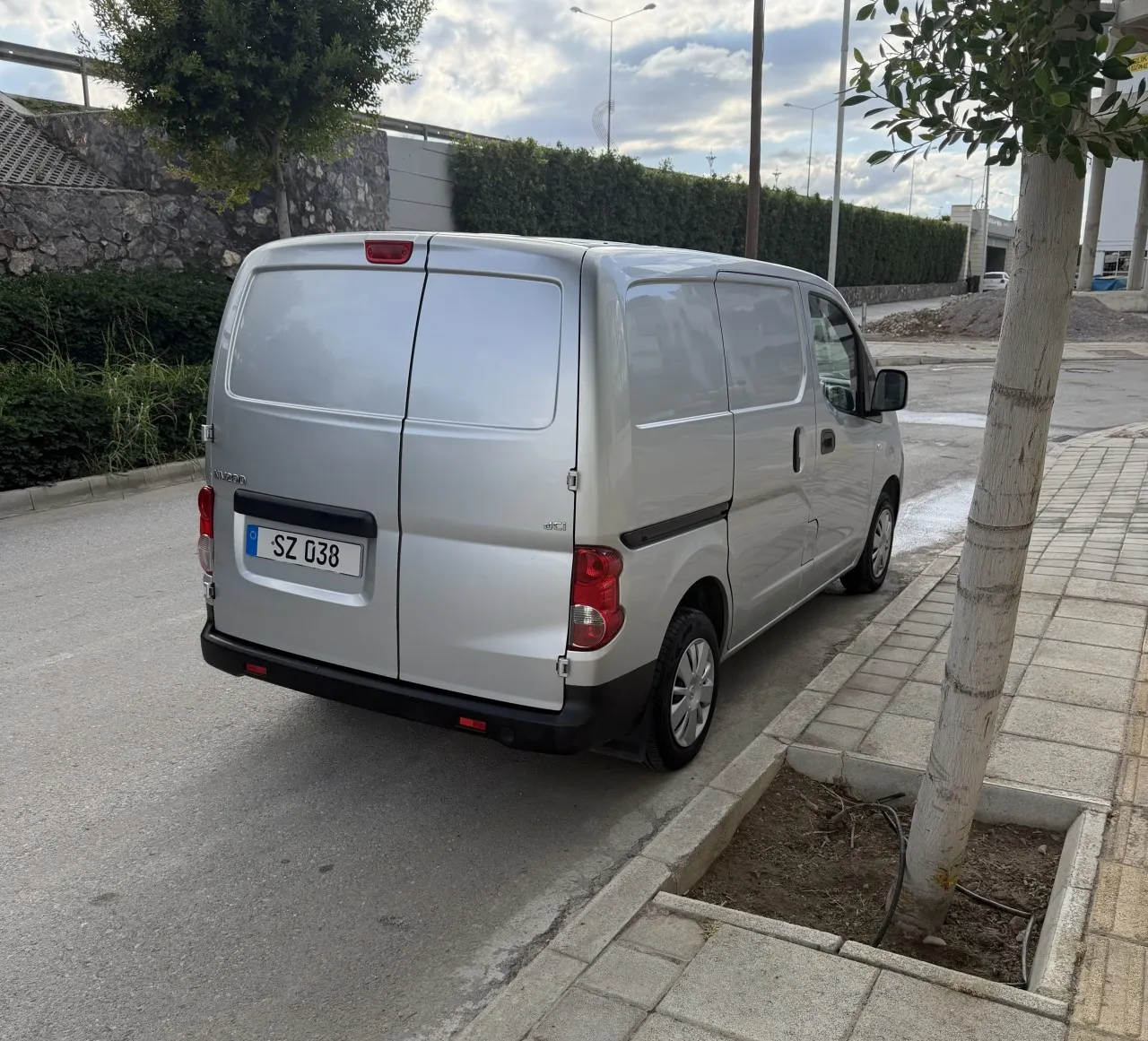 2014 Nissan NV200 - Önizleme 4