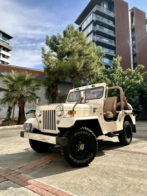 1980 Model Düz Jeep Wrangler