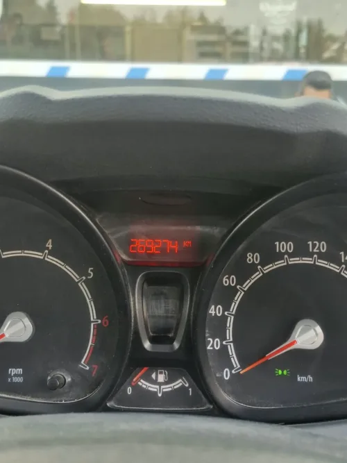 2010 Ford Fiesta - Önizleme 2
