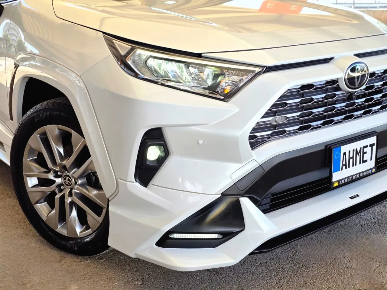 2025 Toyota RAV4 - Önizleme 10