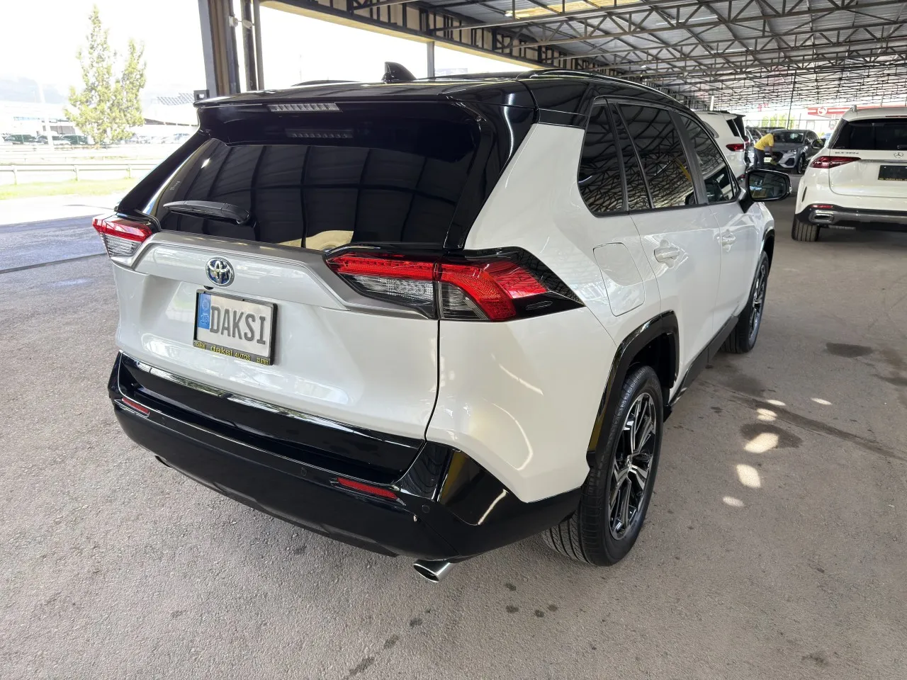 2023 Toyota RAV4 Hybrid - Önizleme 4