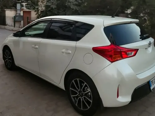2013 Toyota Auris - Önizleme 4