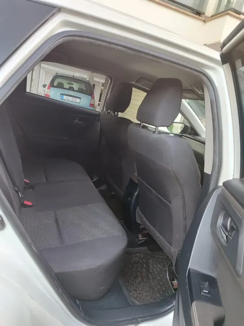 2013 Toyota Auris - Önizleme 9