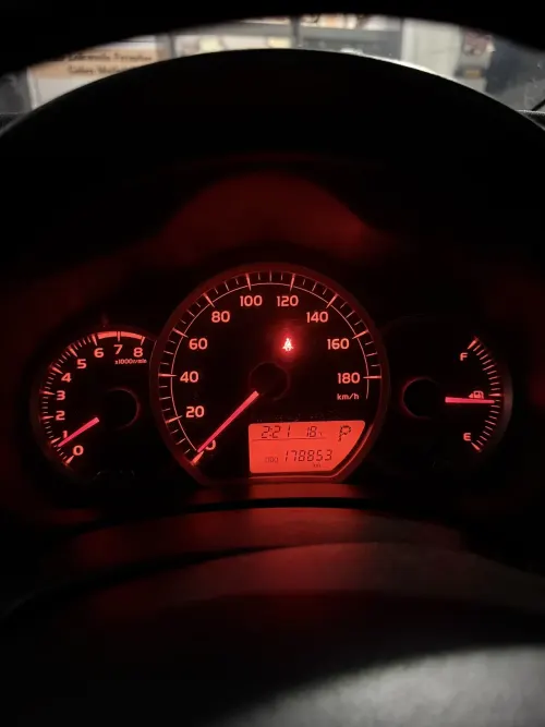 2012 Toyota Vitz - Önizleme 10