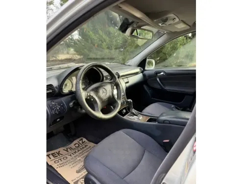 2004 Mercedes - Benz C Serisi - Önizleme 5