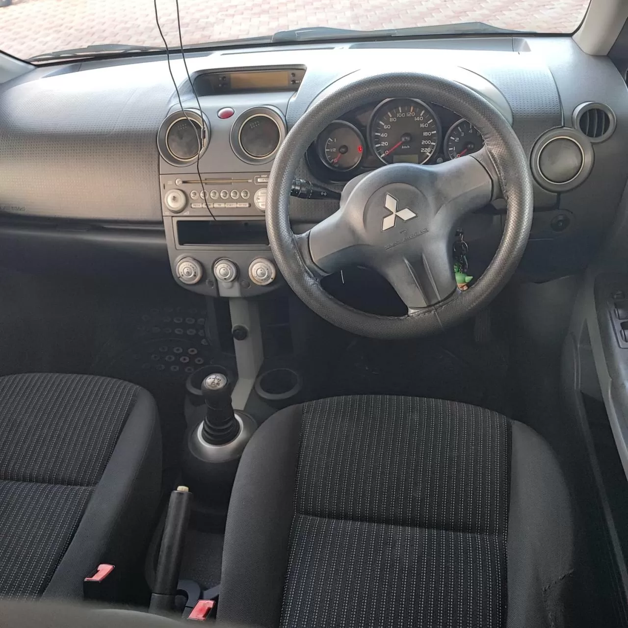 2008 Model Otomatik Mitsubishi Colt