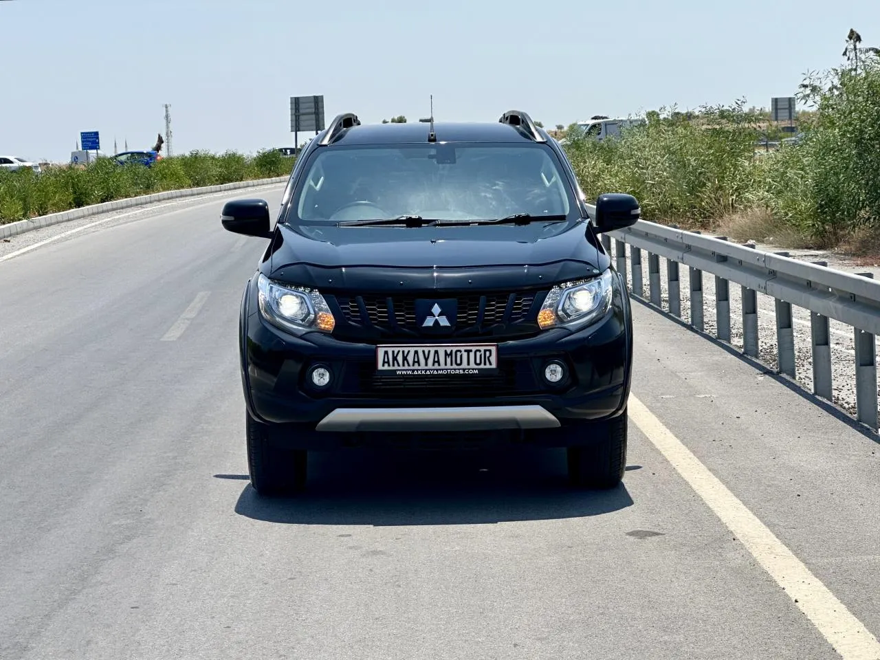 2020 Model Otomatik Mitsubishi L 200