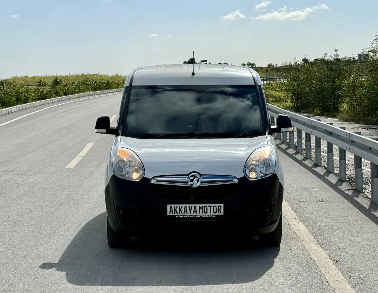 2018 Model Düz Vauxhall Combo