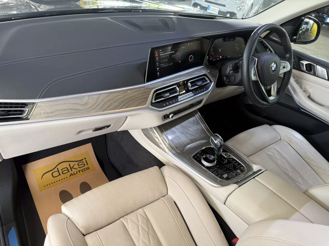 2023 Model Otomatik BMW X7 16. Görseli