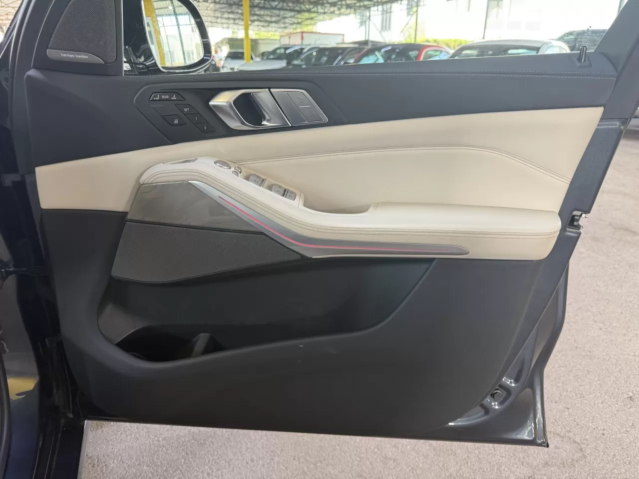 2023 Model Otomatik BMW X7 24. Görseli