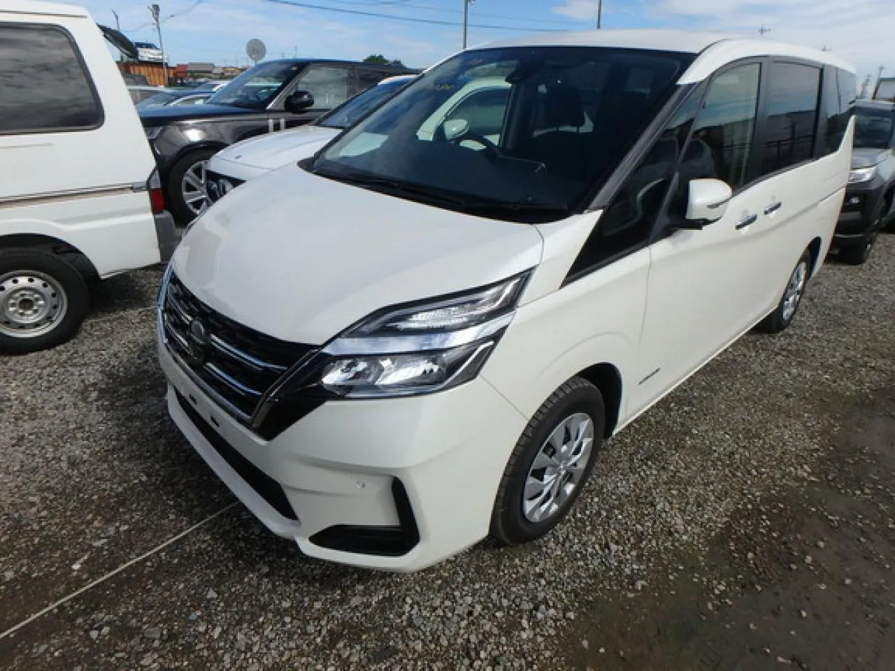 2022 Model Otomatik Nissan Serena