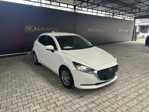 2023 Model Otomatik Mazda 2