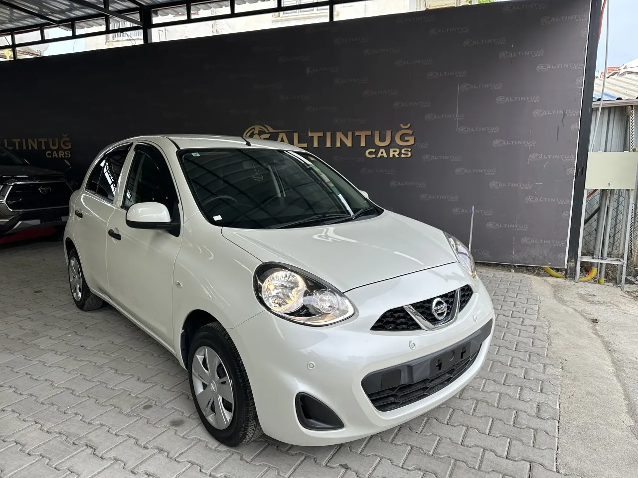 2021 Model Otomatik Nissan March