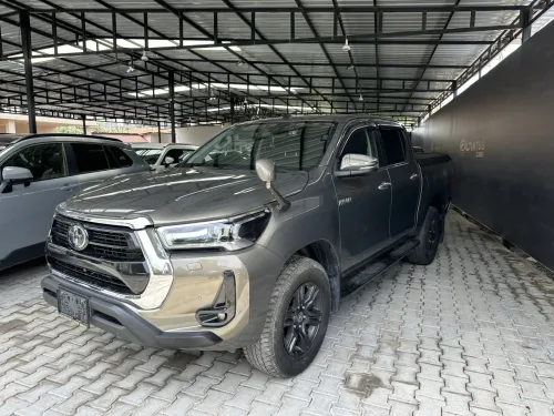 2023 Model Otomatik Toyota Hilux