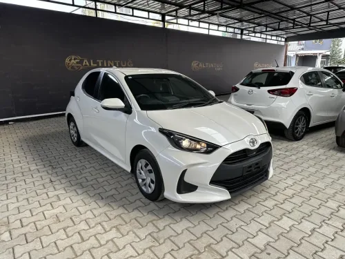 2022 Model Otomatik Toyota Yaris