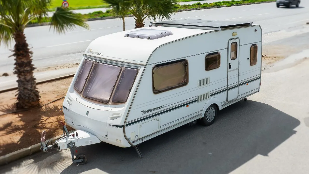 Model  Çekme Karavan Abbey Lincoln